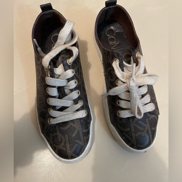 Calvin Klein sneakers - Picture 5 of 5